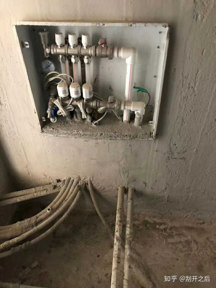 地暖主管德国进口楷美五层阻氧全塑管好还是世进五层阻氧铝塑管好