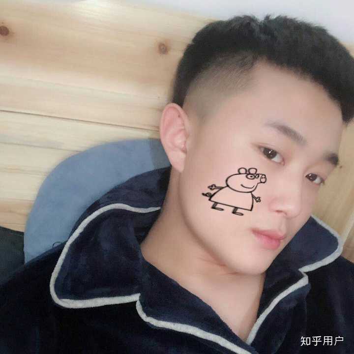 有哪张不知名的男生照片让你特别心动念念不忘珍藏至今,一直想知道他
