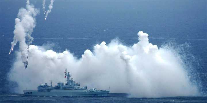 拉烟中的564宜昌舰