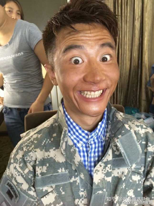 你有哪些珍藏的爱豆黑图?