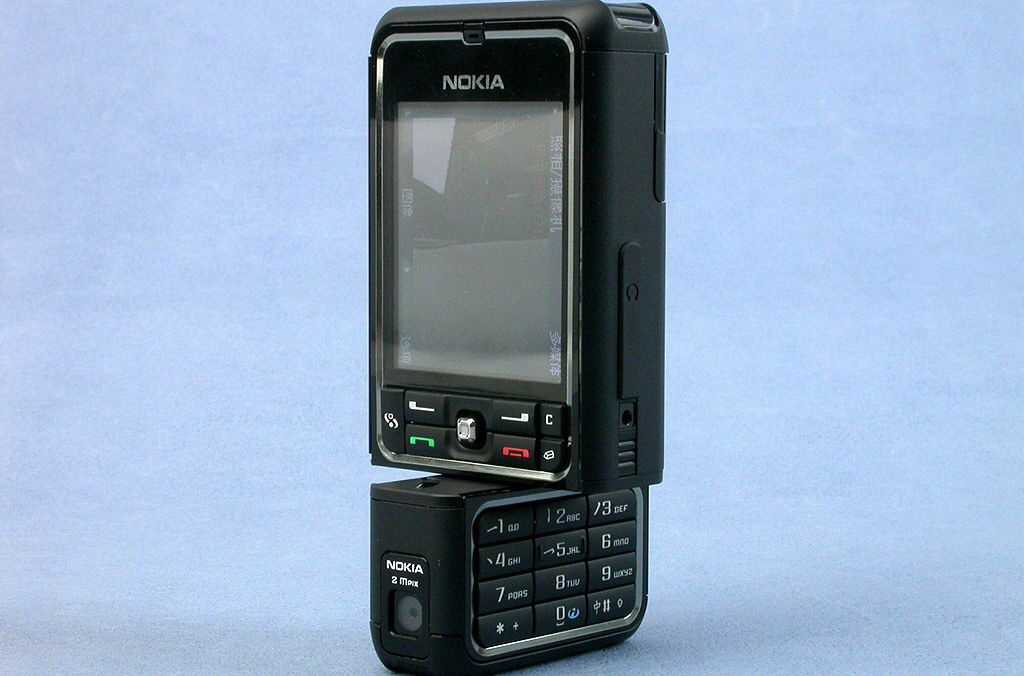 今天就先不谈诺基亚了,毕竟各位都熟知了,譬如能"扭腰"的3250能上下