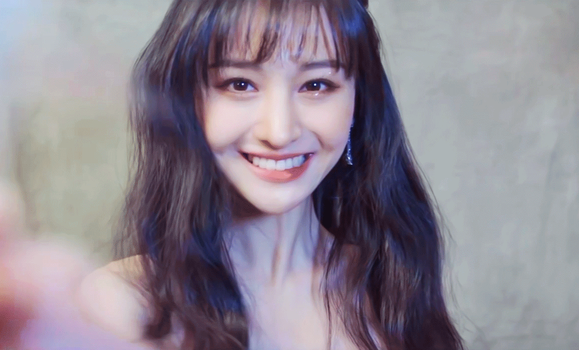 大家有存的让你觉得惊艳的女明星礼服图吗? - 知乎