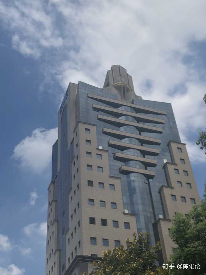 上海人是怎么评价东方卫视的