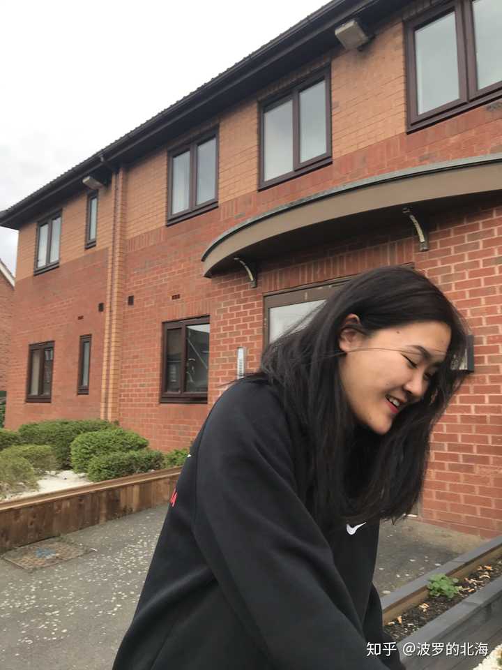 鞋拔子脸的人是不是看上去不好看?