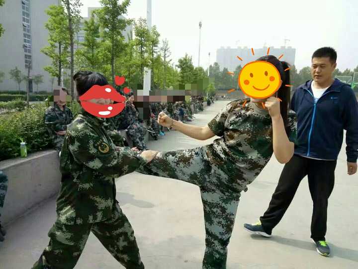 矮子里拔矬子,矬子,小矬子_大山谷图库