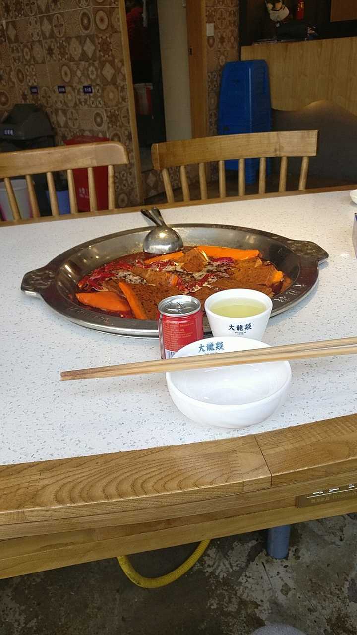 一个人吃火锅是一种什么样的体验?