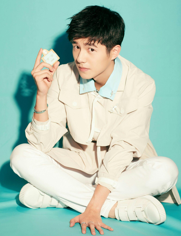 刘昊然谈 AI 对演员的冲击，「真人演员不可替代，观众会记住鲜活的演员」，如何看待他的观点？