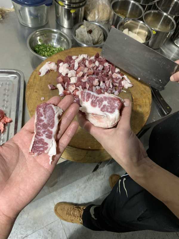 开烧烤店需要怎么做？