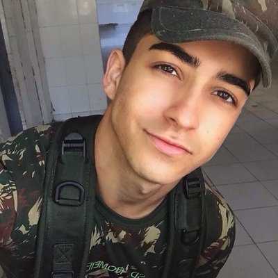 赞同 3 条评论 分享 收藏 喜欢          匿名用户 范·达克霍姆(van