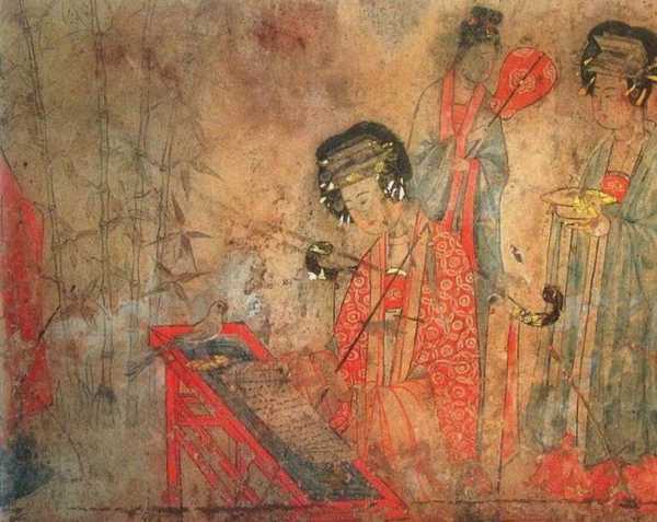 辽代贵族墓葬的壁画里，为什么会出现唐代杨贵妃的形象？