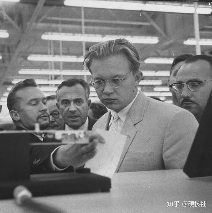 如何看待赫鲁晓夫之子在美国去世 死于头部枪伤 知乎