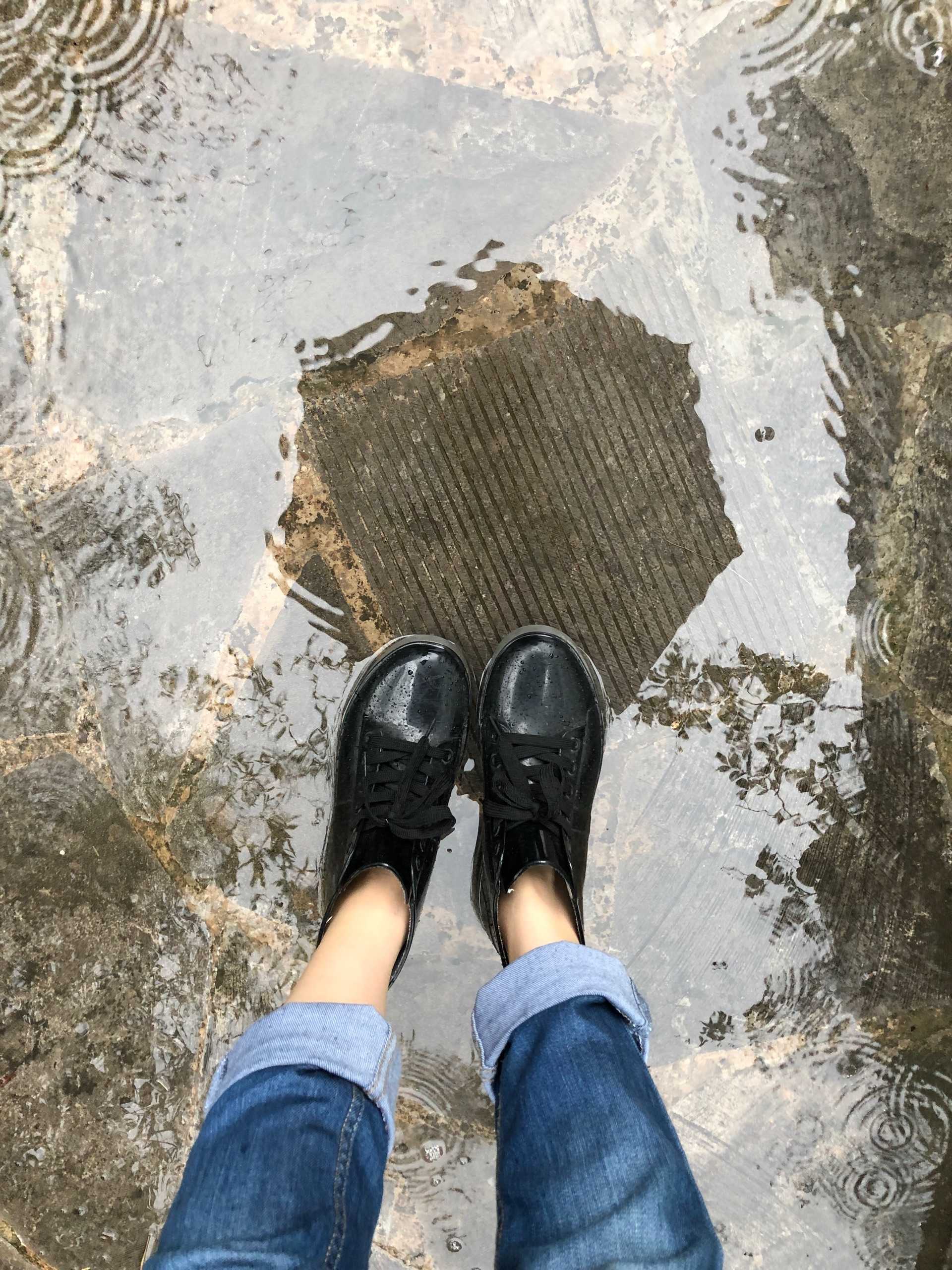 让我免受多少次湿鞋湿袜子刷鞋的痛苦!而且雨鞋这颜值,就算它不好看!