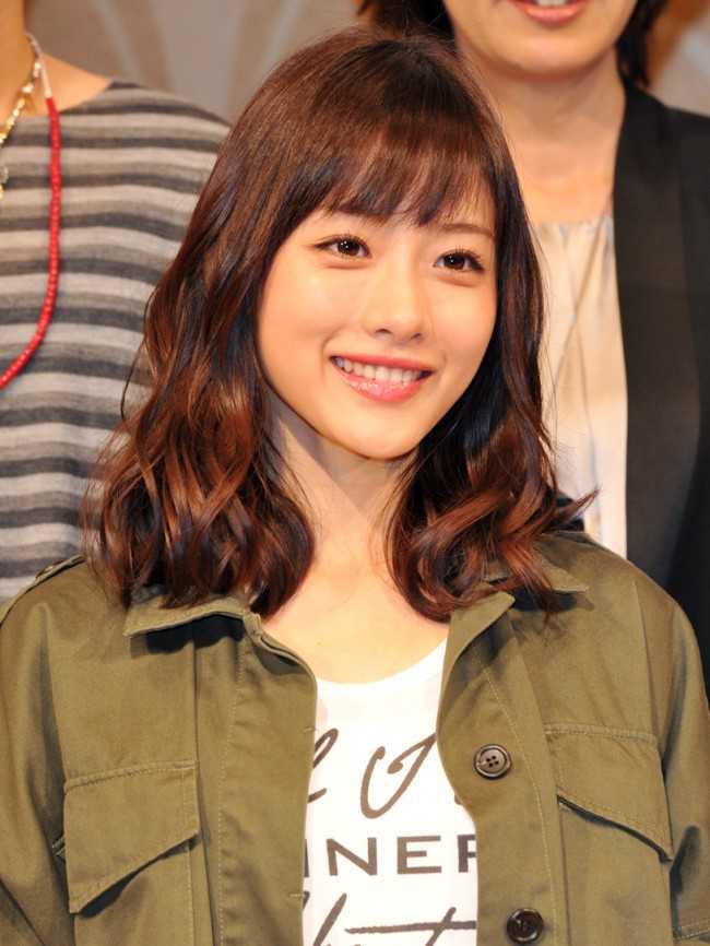 为什么日本女生的头发都打理得和杂志上一样一样的?