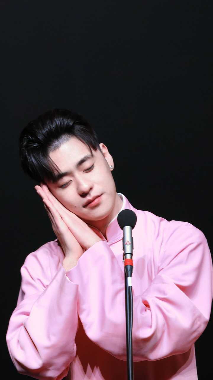 有张云雷的绝美饭拍图吗?