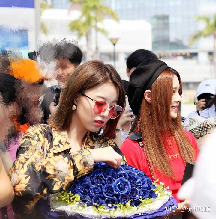 刘人语10月10日发布的新歌《lry》听了吗?感觉怎么样?