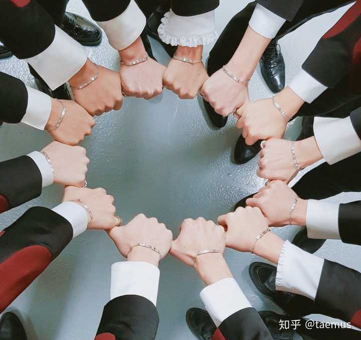 能安利一下韩国男团seventeen吗?