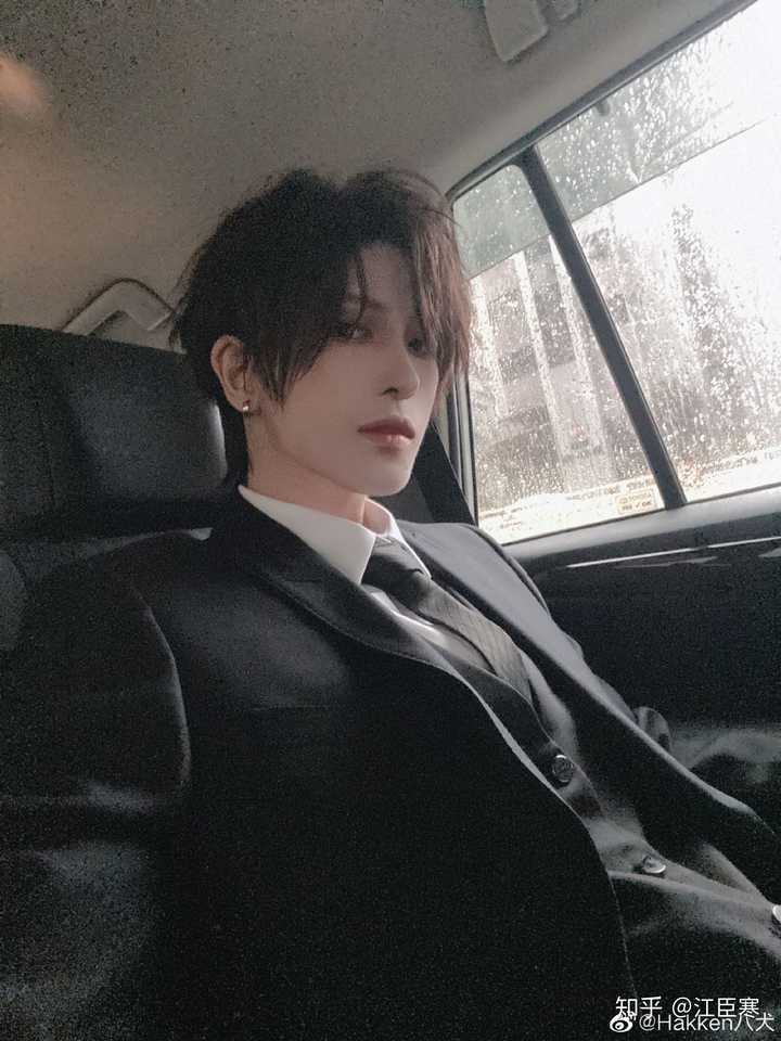 你见过哪些帅气逼人的伪男 知乎 你见过哪些帅气逼人的伪男 知乎