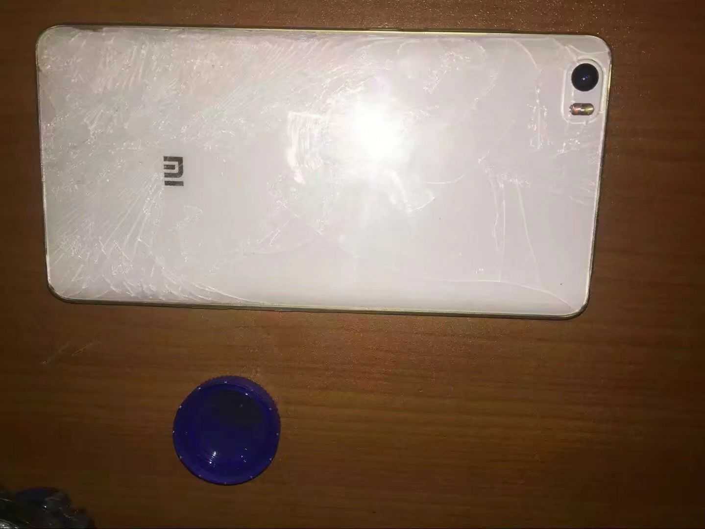 小米mix2s与小米8透明探索版哪个更值得入手