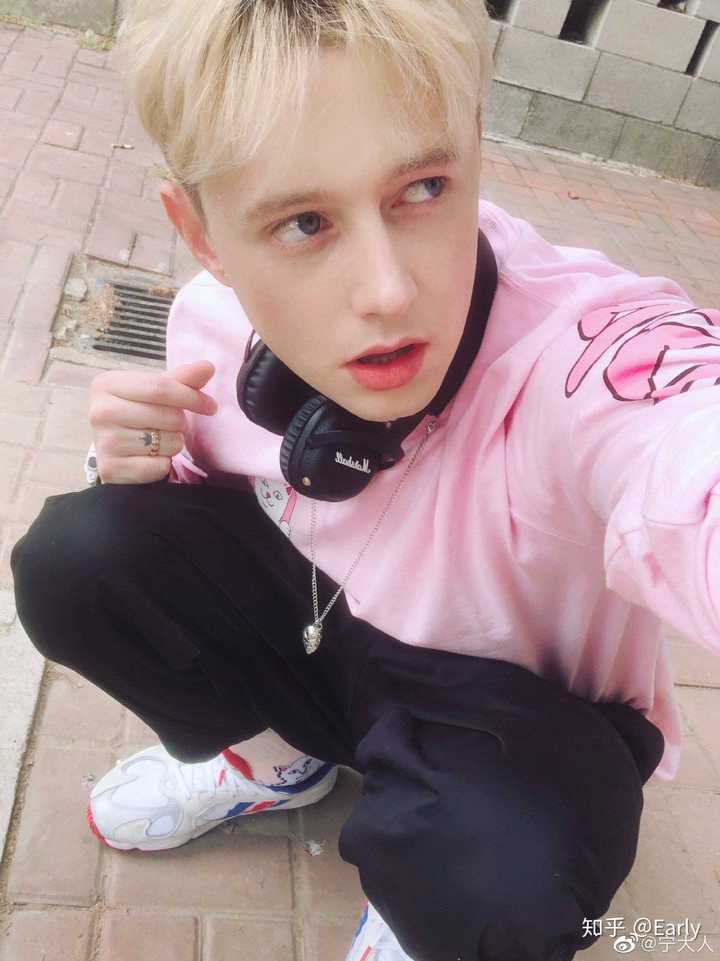 除了跑男和极挑之外,还有什么好看的综艺? - 知乎