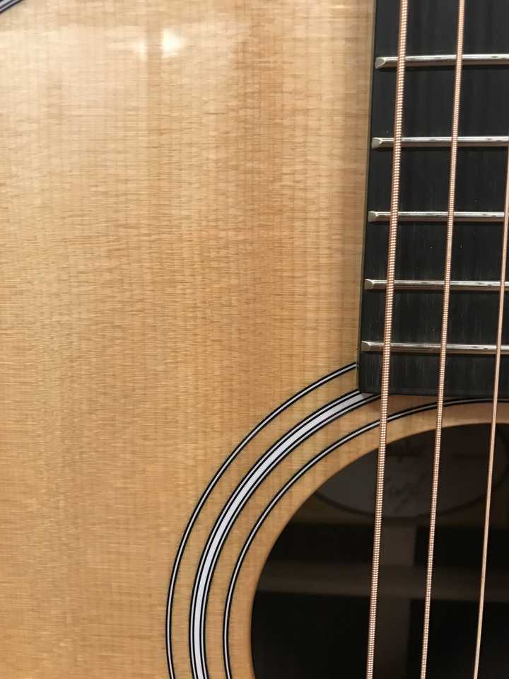 吉他面板的木纹是否对吉他影响很大?