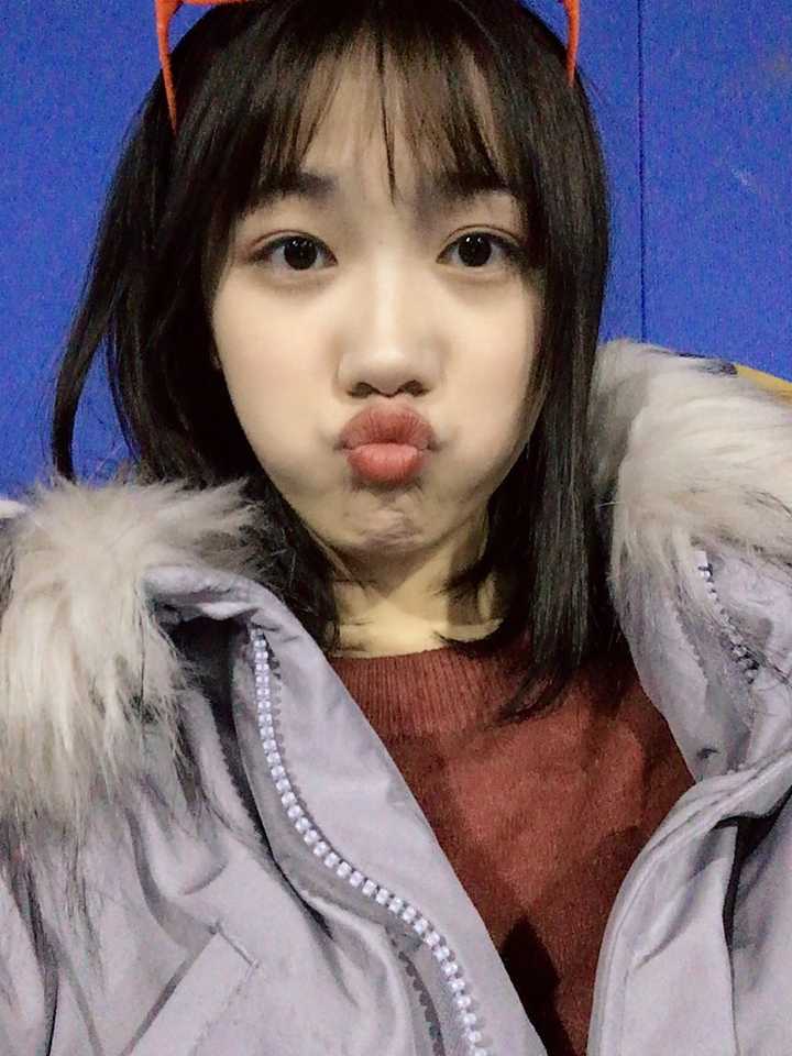 有一个超可爱的女朋友是种怎样的体验