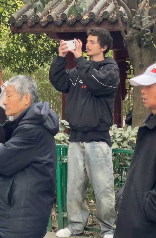 如何看待甜茶称「歌剧芭蕾无人在乎」引巨大争议，多家歌剧院集体炮轰？你认可吗？公众人物发言如何把握边界？