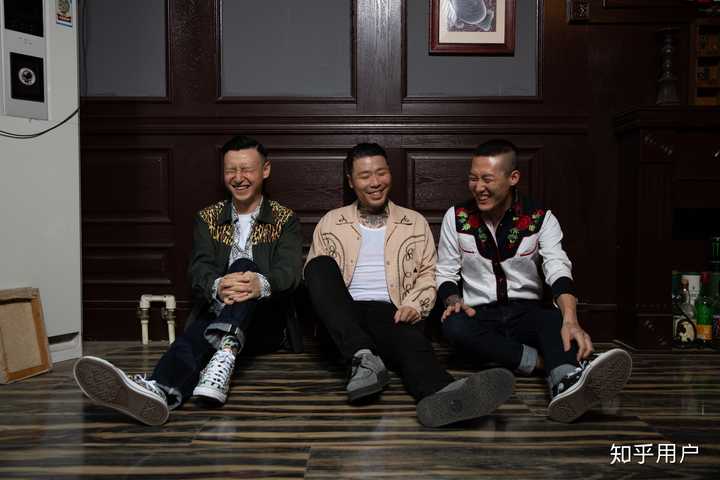 如何评价《乐队的夏天第二季》参赛乐队旋转保龄乐队?