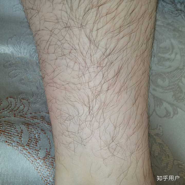 男生看到有腿毛的女生是什麼感受?