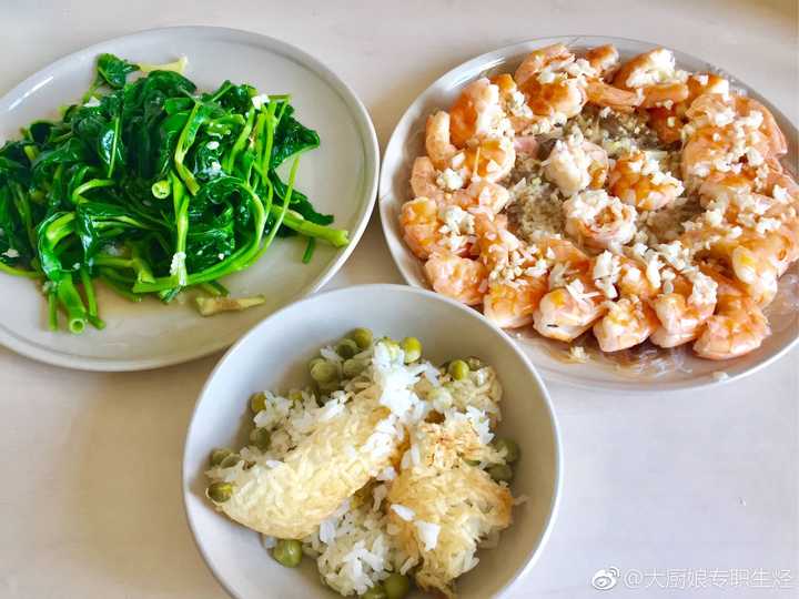 兩個人在家做飯,100元能享受到多豐盛的一頓飯?