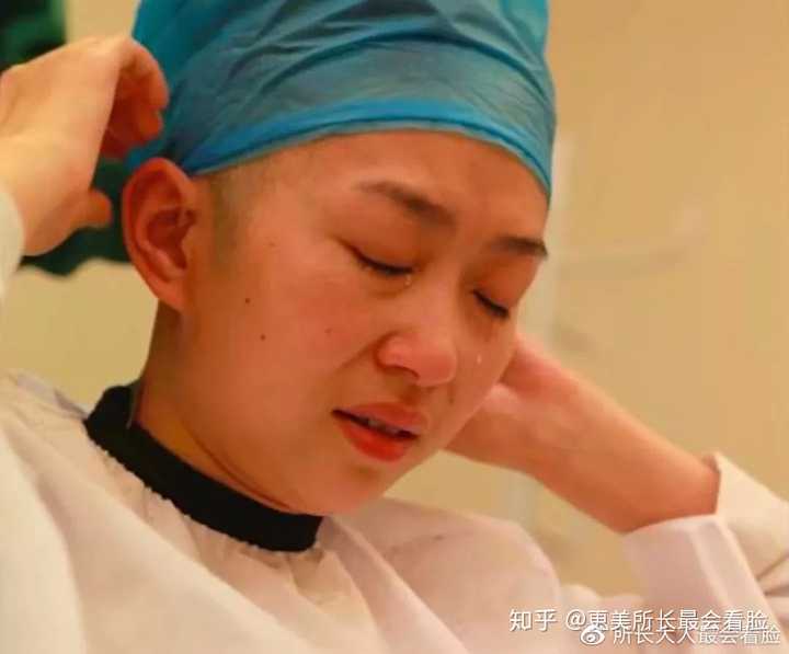 如何评价甘肃省妇幼保健院为援鄂队伍护士集体剃光头一事?