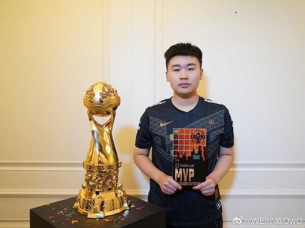 如何看待 2026MSI 总决赛 BLG2:3 不敌 HLE？