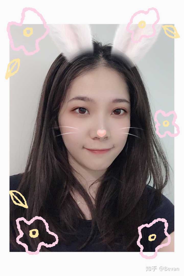 有个漂亮女朋友是什么体验?