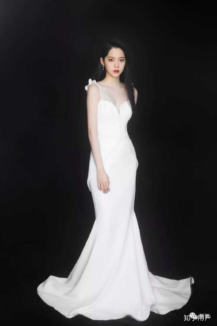 Vera Wang的婚纱好在哪? - 知乎