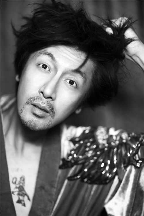 当然是我鱼旦叔啊!