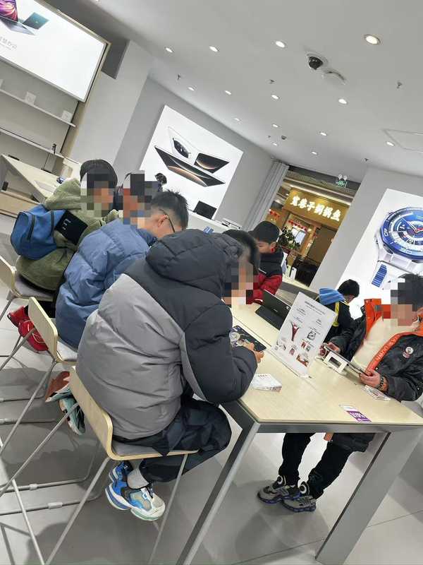 孩子天天玩手机，会不会废掉？该怎么办？