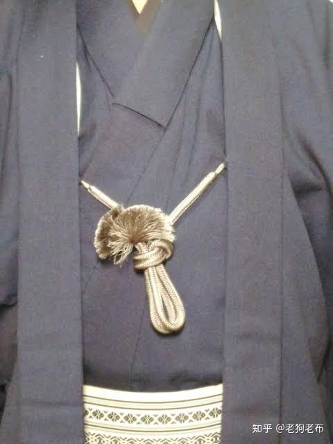 日本男士和服胸前挂的小毛球是什么 老狗老布的回答 知乎