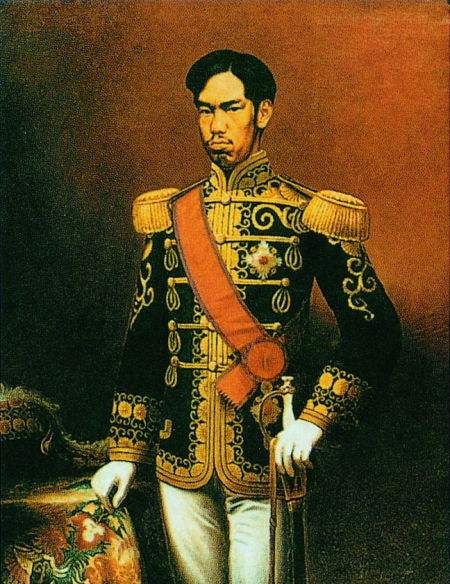 日本天皇军装图图片