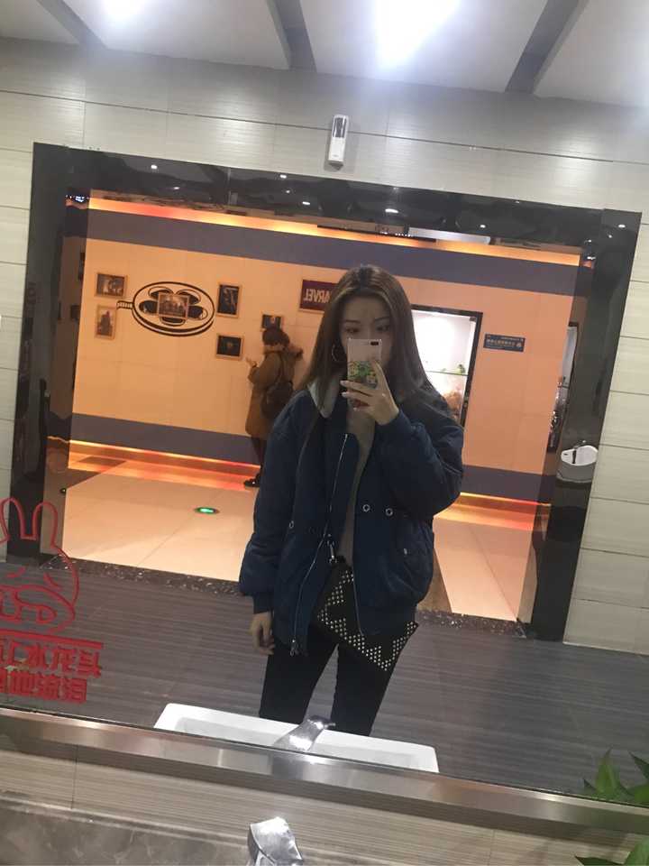 身高174cm的女生多重比较好看?