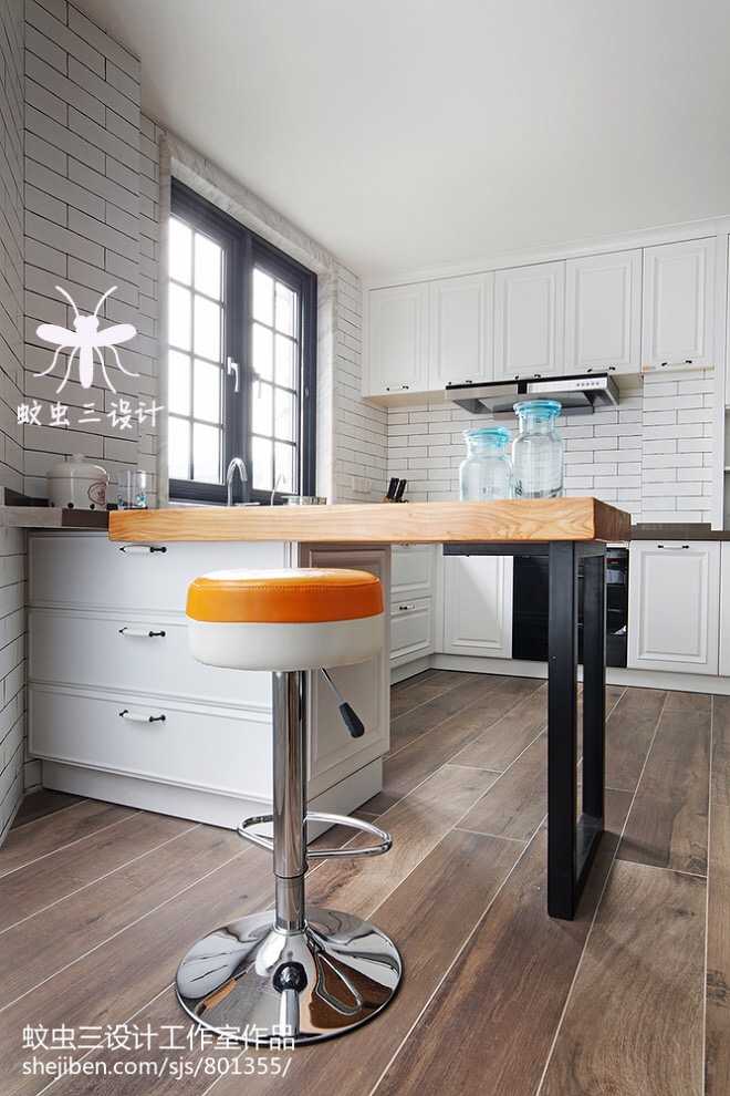 两人并排吃饭的吧台最少要多长