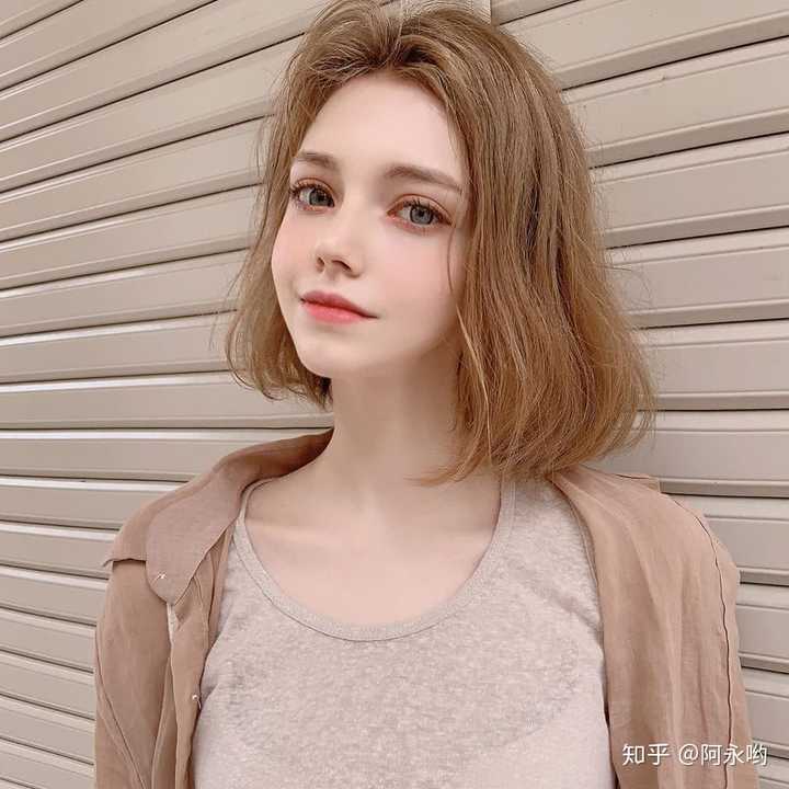 当然是克洛伊小姐姐咯————chloe