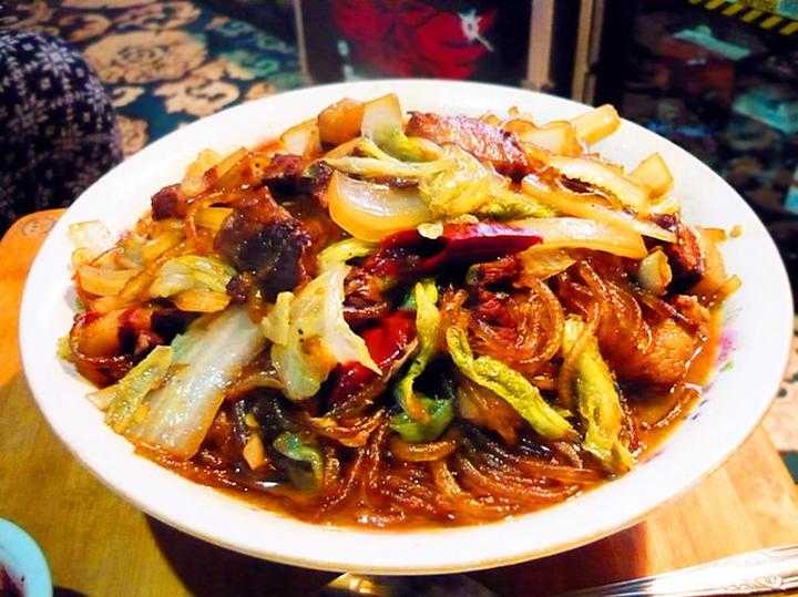 猪肉白菜炖粉条