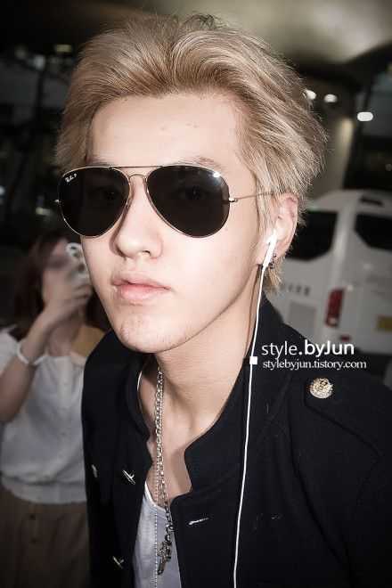 我想知道为什么大家都觉得吴亦凡长得帅?个人欣赏不到他的点?