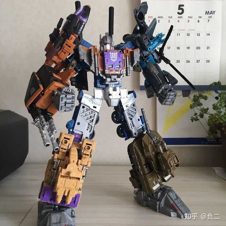 再拿我准备跳坑的"盗版"ut混天豹来做个对比