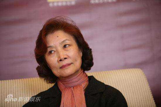 老年叶文洁:吕中