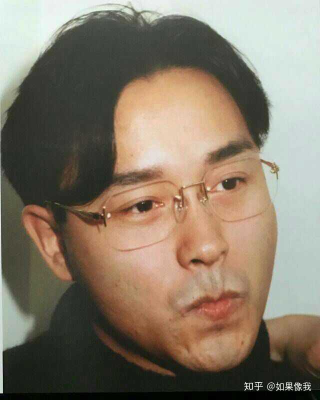 你有没有一张张国荣最少见的照片?