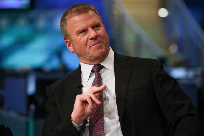 北京时间9月5日据espn报道,靠餐馆和赌场起家的休斯顿当地富翁提尔曼