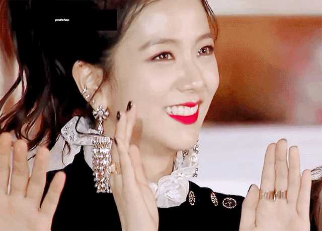 blackpink成员jisoo的哪场表演是你心中的白月光,哪里是你们爱情开始