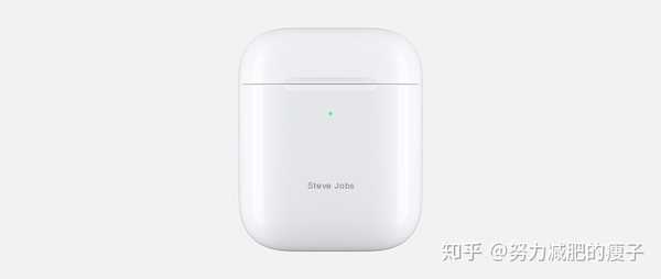 苹果的 AirPods 充电盒可以刻字了,你会刻什么字?
