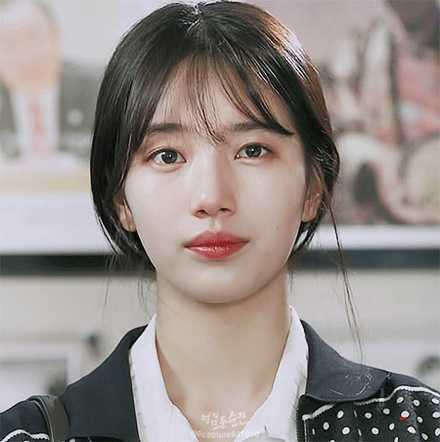 有没有什么女孩子戴眼镜也好看的发型或刘海?