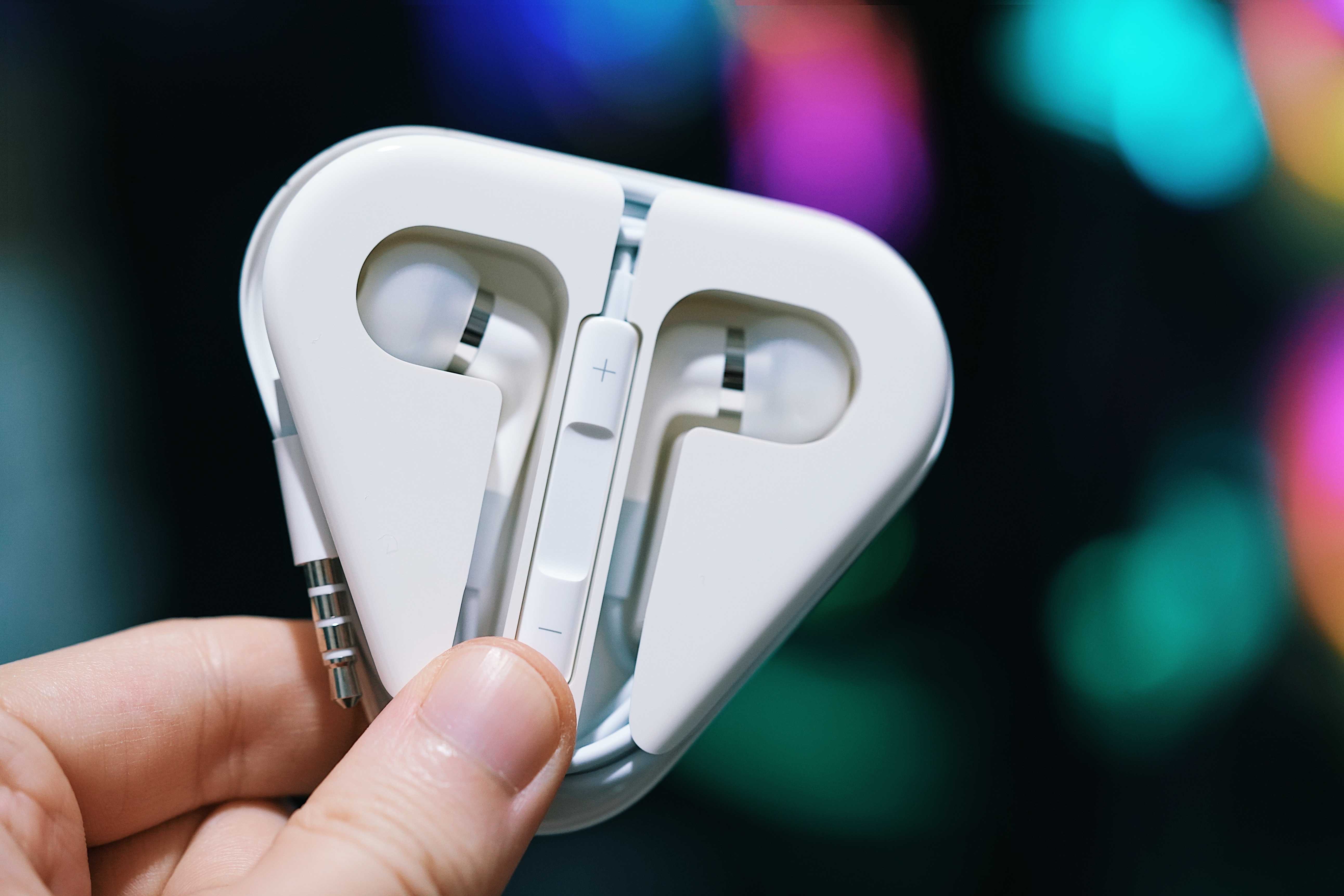 就离谱……这东西怎么看也值五六百苹果很多年前出的双楼式动铁,ma850